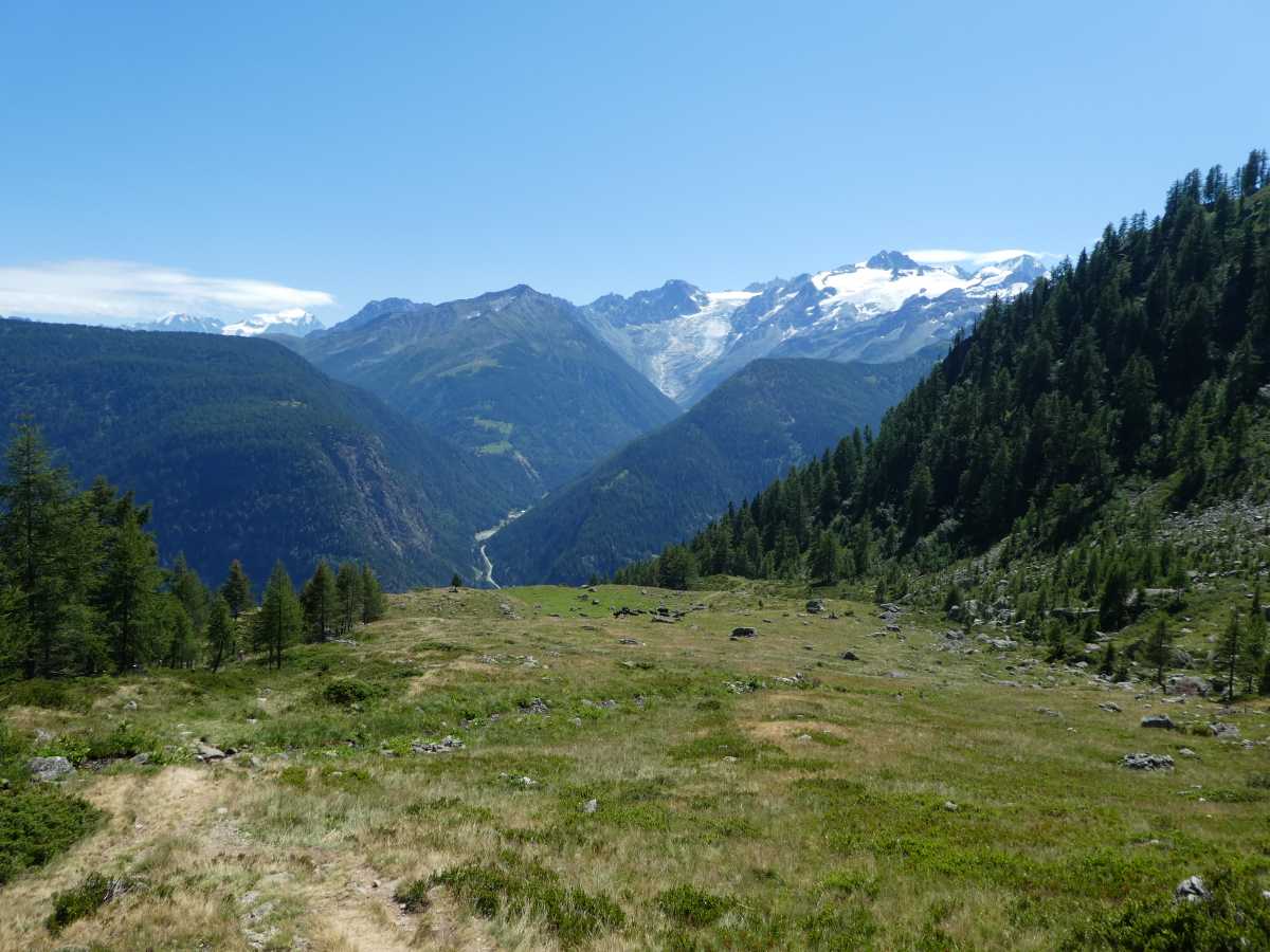 Regard en arrière pendant la montée